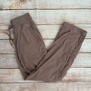 Lululemon dance studio pants 2 R
